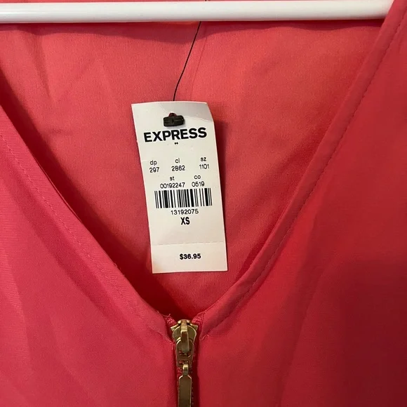 Coral Express Blouse - Picture 2 of 3